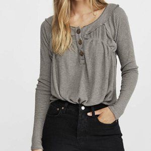 Free People Must Have Long Sleeves Gray Thermal Henley Top In Size Small